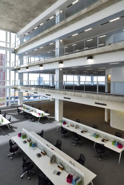 Modern and Beautiful Commercial Office Workstation Design View